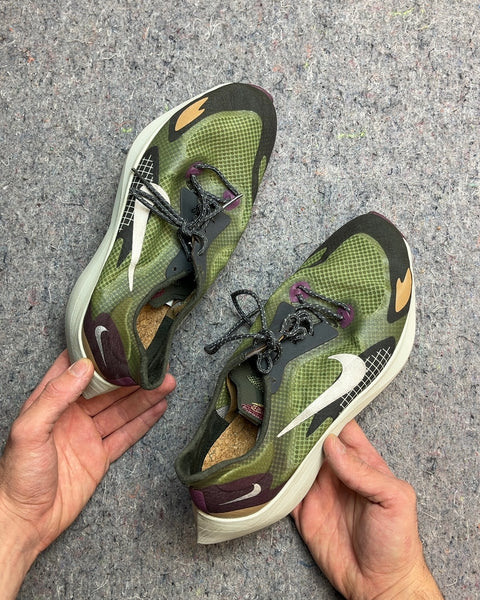 Nike Vapor Street Pegasus SP Running Shoes, Size US 9M or EU 42.5
