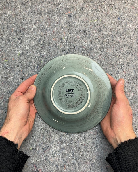 Tag Dessert Plate, 8"