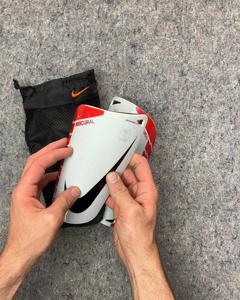 Nike Mercurial Lite Shin Guards, Size XL or 5'11" to 6'7"