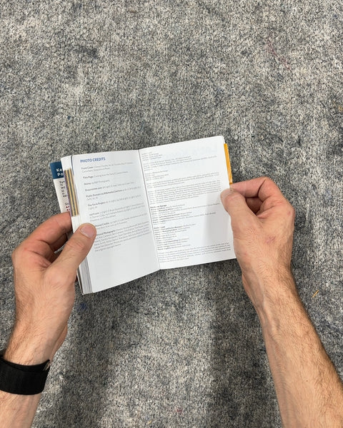 Rick Steves Pocket Paris Travel Guide, 2025