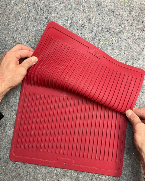 Red Silicone Drying Mat, 12x16"