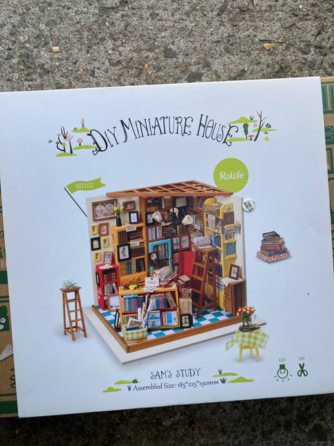 DIY Miniature Sam's Study Model House, New