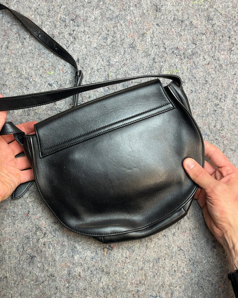 Cuyana Italian Leather Crossbody Bag