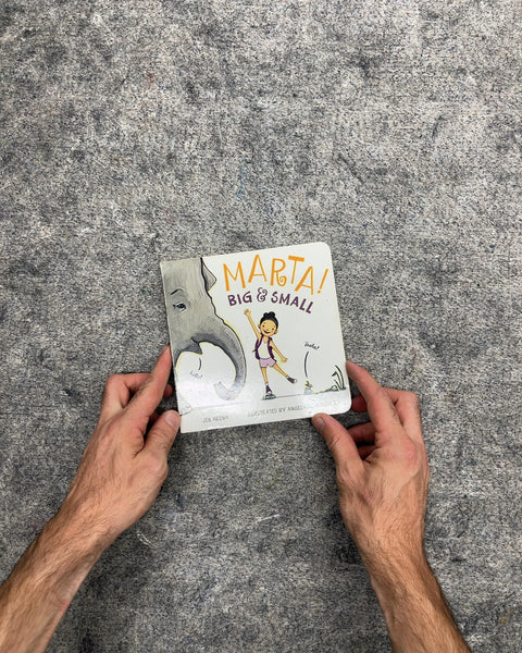 Marta! Big & Small in English & Spanish by Jen Arena