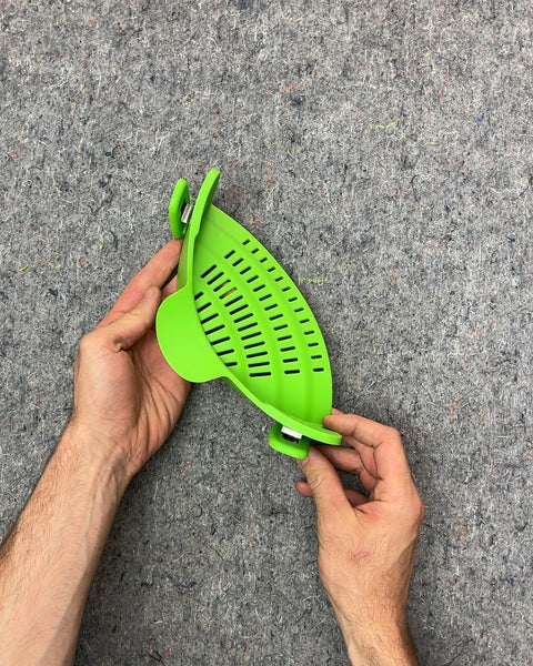 Green Silicone Clip-On Strainer