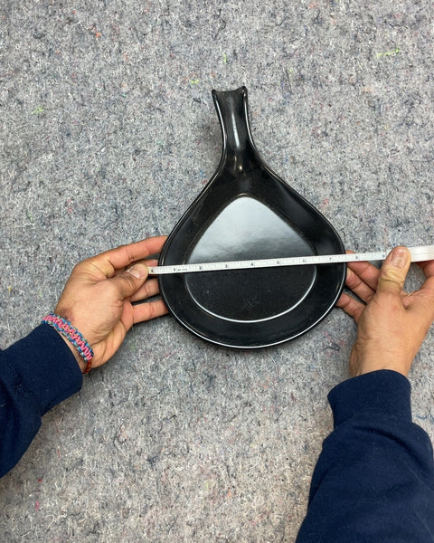 A Wide Black Spoon Rest