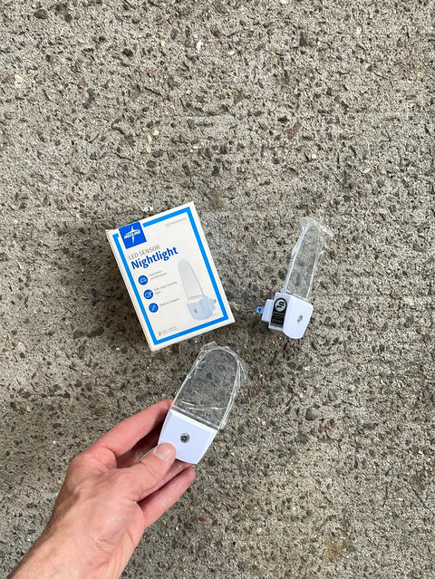 2 Sensor Lights To Go To The Bathroom At Night