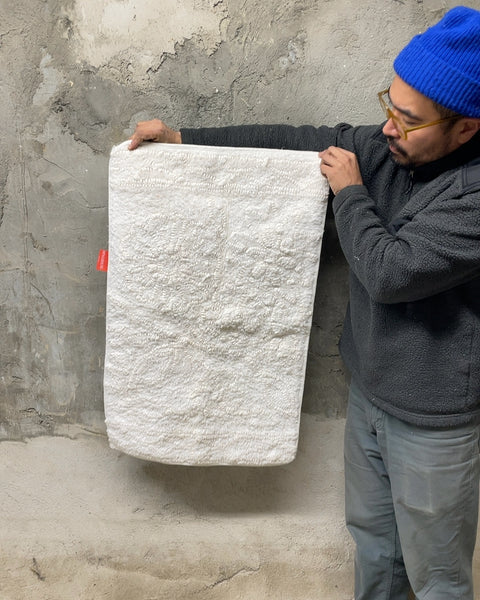 White Textured Bath Mat, 20x30"