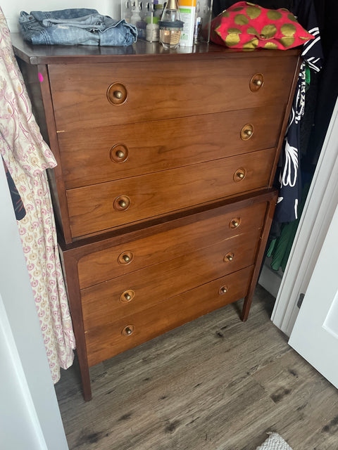 Vintage Drexel Dresser, 19x34x50”