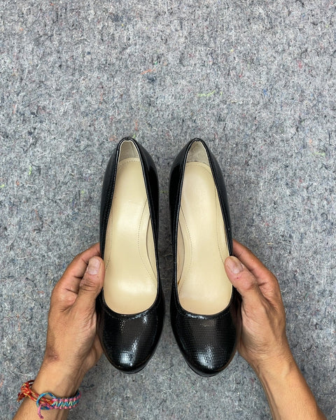 Calvin Klein Platformed Leather Heels, Sz US 6W or EU 36