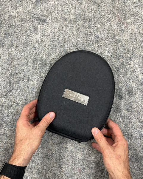 Meridian Audio Noise-Cancelling Headphones From United Airlines Polaris Business Class