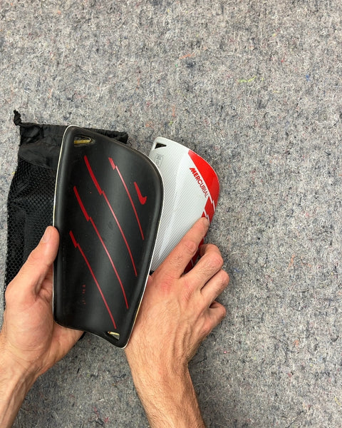Nike Mercurial Lite Shin Guards, Size XL or 5'11" to 6'7"