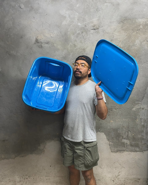 Another Bella Blue Plastic Storage Bin with Lid, 10G