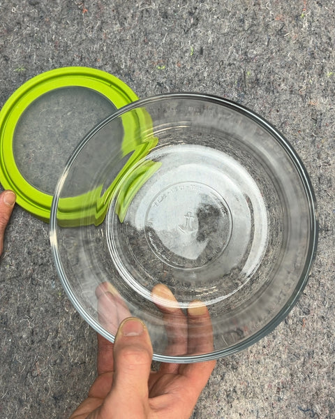 Anchor 1.5Qt Glass Bowl with Green Lid