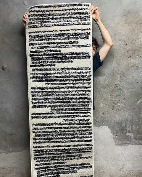 Jonathan Y Moroccan Hype Cream/Black Area Rug, 2x8 ft