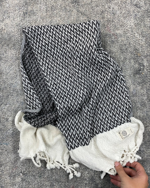 Turkish Black and White Patterned Scarf