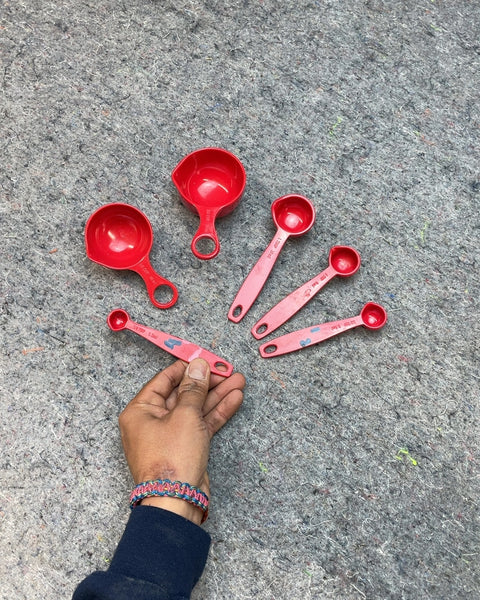 Red Plastic Measuring Cups and Spoons Set