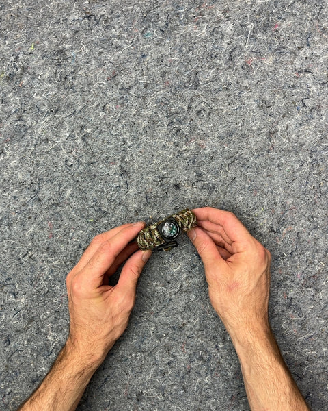 Paracord Survival Bracelet Features