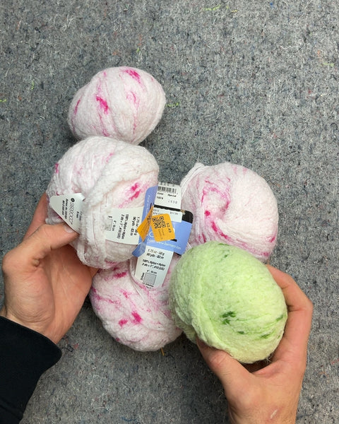 Big Twist Sprinkled Icing Yarn