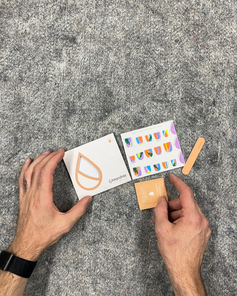 ManiMe Stick On Gels with Tropical Design