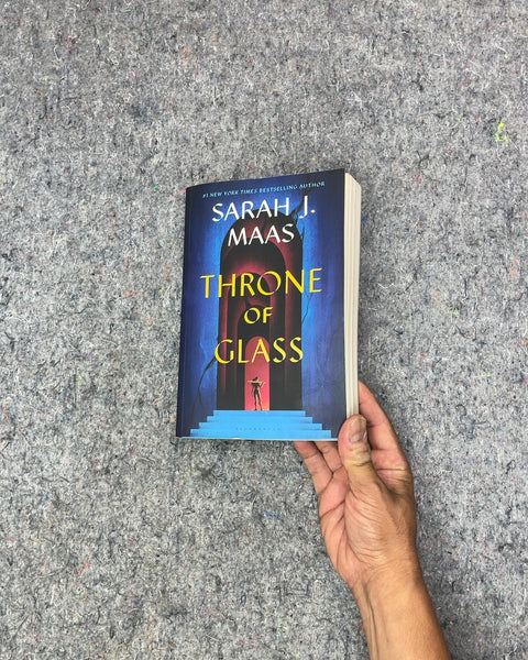 Throne of Glass by Sarah J. Maas