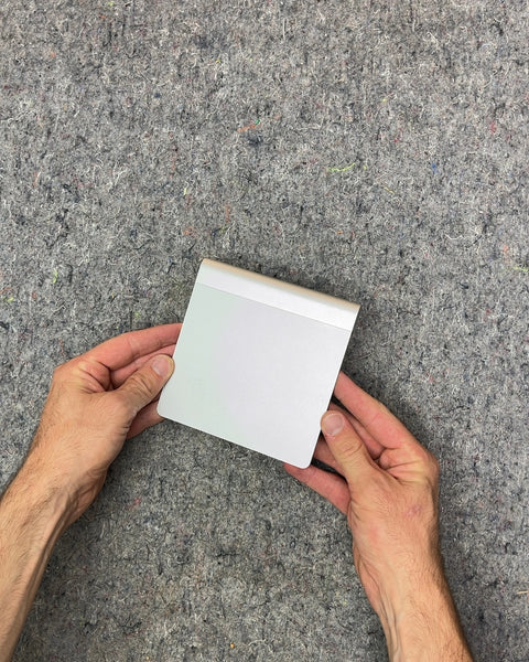 Apple Magic Trackpad 1, Battery Powered