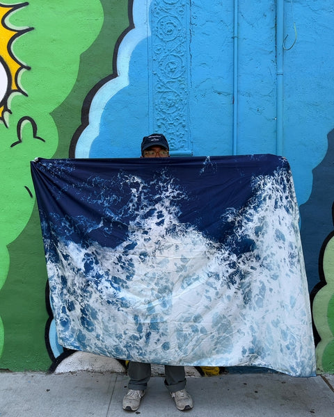 Vagasi Ocean Wave Tapestry, 80x59"