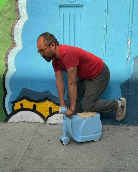 Skootcase! A Ride-on scooter And Carry-on Suitcase