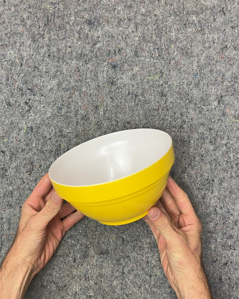 Yellow and White Plastic Mixing Bowl, 8"