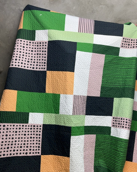 IKEA TALLSVÄRMARE Reversible Quilted Bedspread, King Size