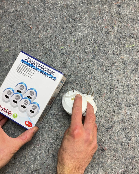Two High-Power Frequency Conversion Insect Repellent