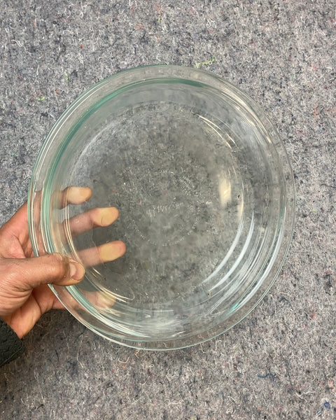 2 Pyrex Dishes