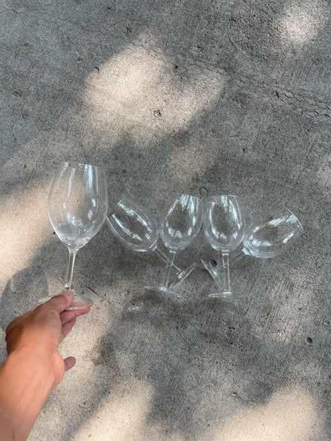 1 Reidel Wine Glass & 4 Regular Glasses
