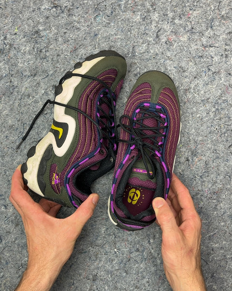 Like New Nike Air Terra Humara Sneakers, Size US 7W or EU 40