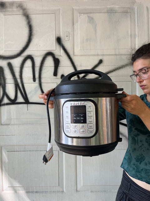 6Qt Instant Pot In Great Condition