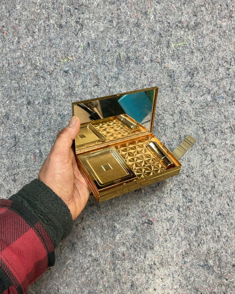 Insane Nice Gold Tone Compact