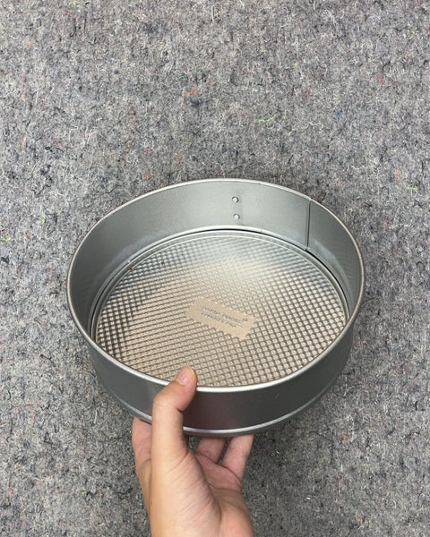 David Burke Round Springform Pan (Veryyyy Slightly Misshapen)