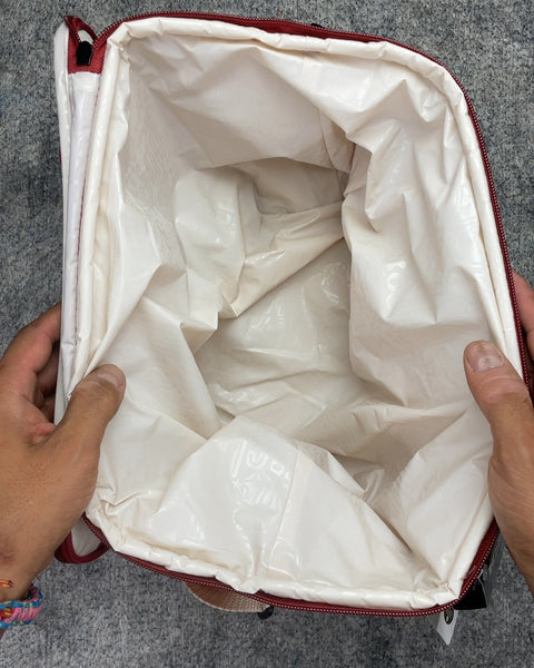 Igloo Red and White Insulated Lunch Bag