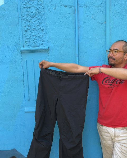 Arc'teryx Gore-Tex Mens Black Pants, Size Large