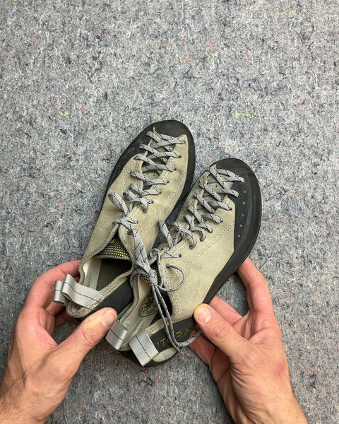 Butora Climbing Shoes, Size US 7.5W or 8.5M or EU 40