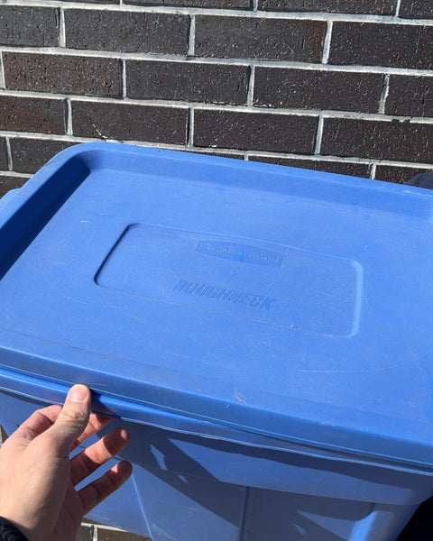 Rubbermaid Roughneck Storage Tote, 18 Gal