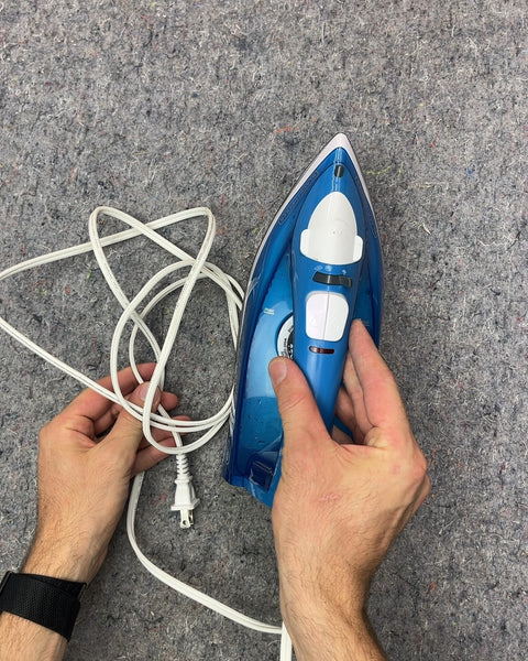 Black+Decker Blue Steam Iron