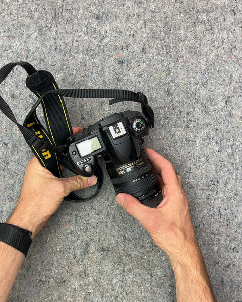 Nikon D70 Digital SLR Camera with Lens, Untested Comes With Battery But No Charger