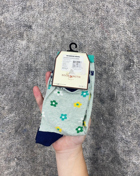 Socks with Snail and "Be Happy" Design