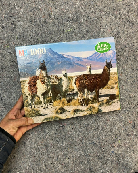 MB 1000 Piece Llama Puzzle