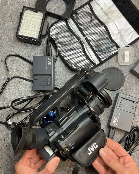 JVC GY-HM100U HD Pro Camcorder With A Whole Bunch Of Accessories, Works & Excellent Condition