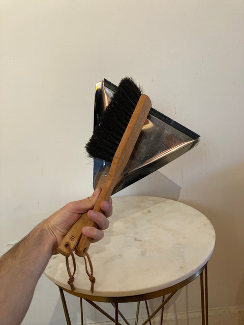 Pretty Dustpan & Brush Set