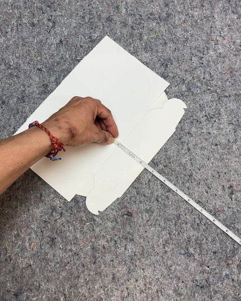 Grip of White Cardboard Cupcake Boxes, 6x2.5"