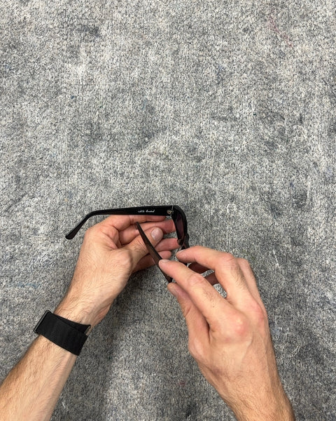 Black Rectangle Frame Sunglasses To Go To Mansions This Weekend