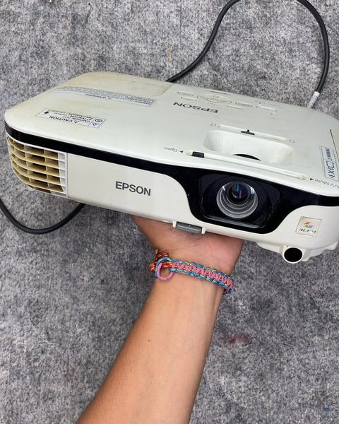 Epson EX3212 Projector, Almost Ready for a New Lamp